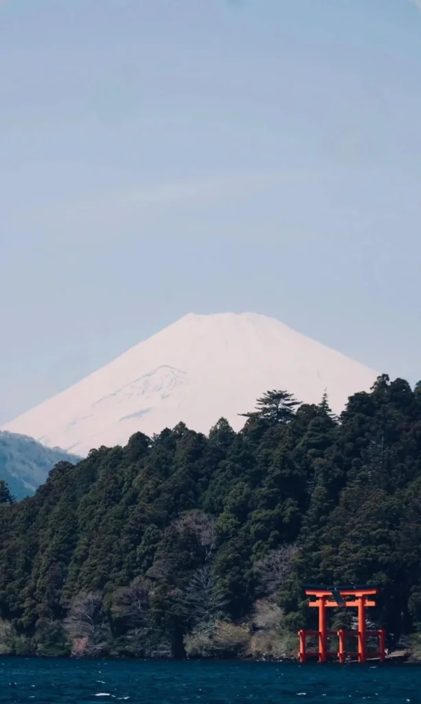 Mount Fuji and the red torii on Lake Ashi, Hakone