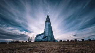 Hallgrimskirkja in Reykjavik under a heavy sky